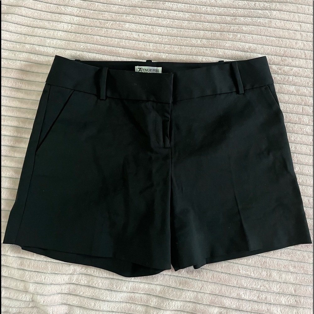 New York & Company Short